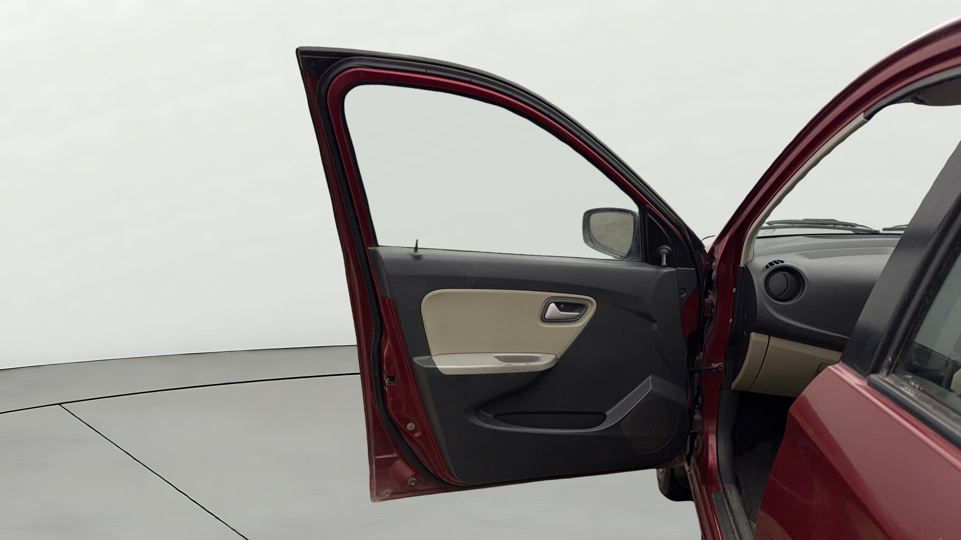 View 2015 Maruti Suzuki Alto K10 LX Image 30 Used 2015 Maruti Suzuki Alto K10 LX Image 30