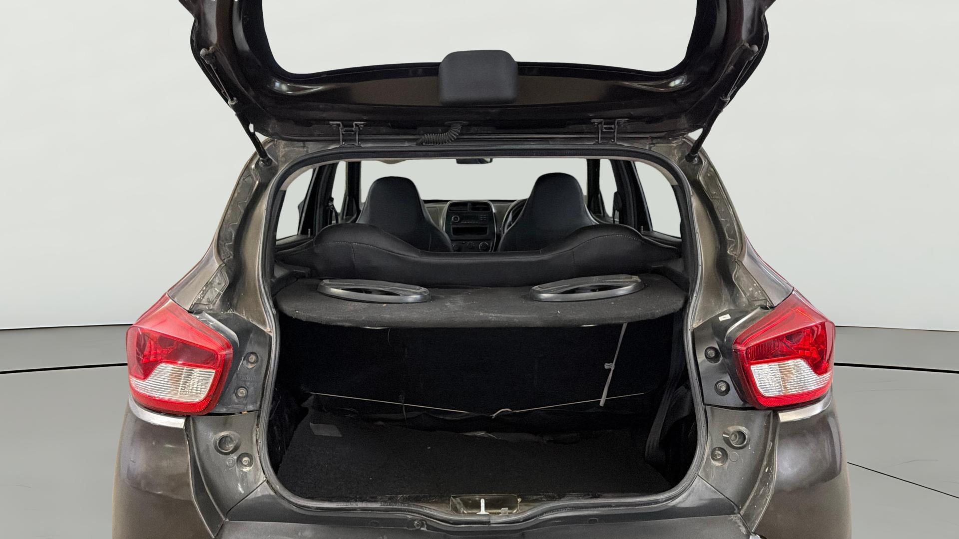 View 2018 Renault Kwid RXL Image 36 Used 2018 Renault Kwid RXL Image 36