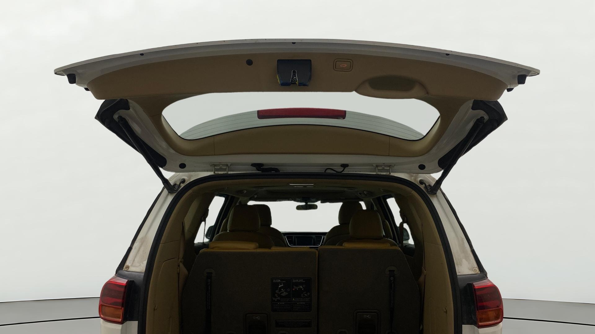 View 2022 Kia Carnival Premium 7 STR Image 33 Used 2022 Kia Carnival Premium 7 STR Image 33