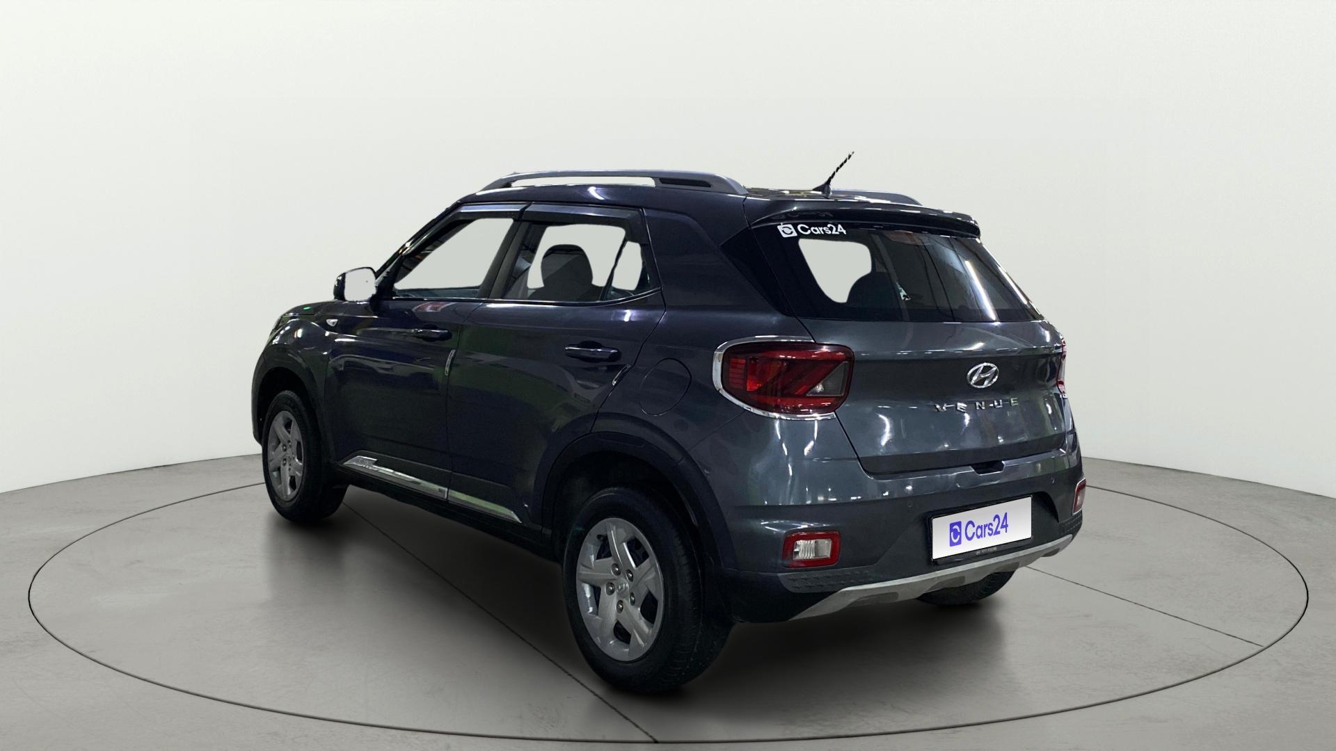 View 2022 Hyundai Venue S 1.2 Petrol Image 2 Used 2022 Hyundai Venue S 1.2 Petrol Image 2