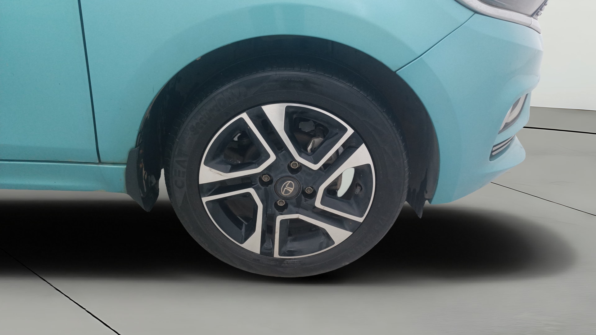 View 2025 Tata Tiago Revotorq XB Image 41 Used 2025 Tata Tiago Revotorq XB Image 41