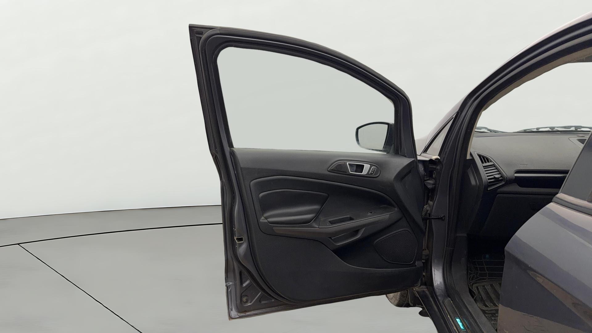 View 2019 Ford EcoSport 1.5 TDCi Diesel Ambiente BS IV Image 32 Used 2019 Ford EcoSport 1.5 TDCi Diesel Ambiente BS IV Image 32
