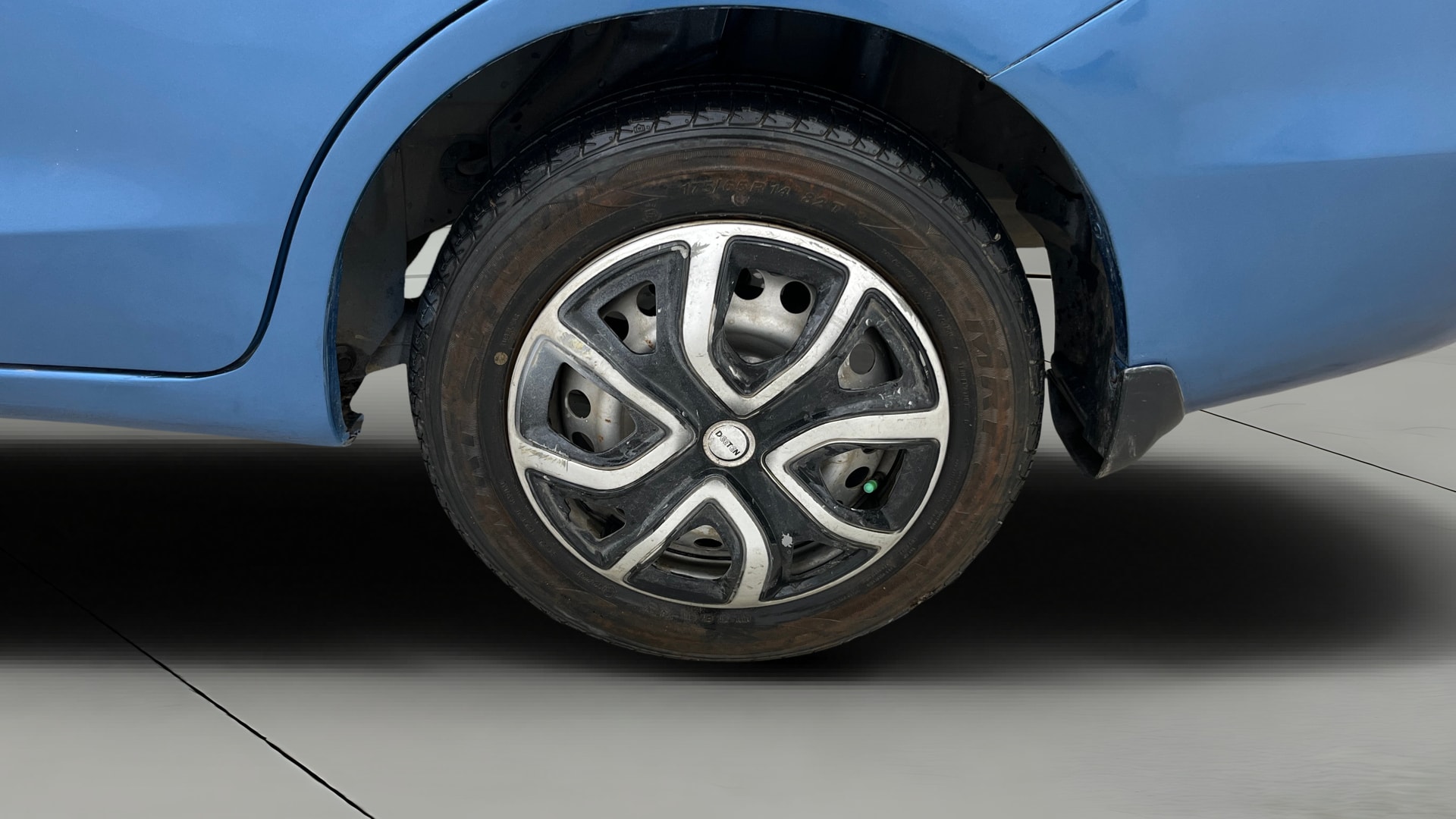 View 2013 Honda Amaze E MT Petrol BS IV Image 11 Used 2013 Honda Amaze E MT Petrol BS IV Image 11