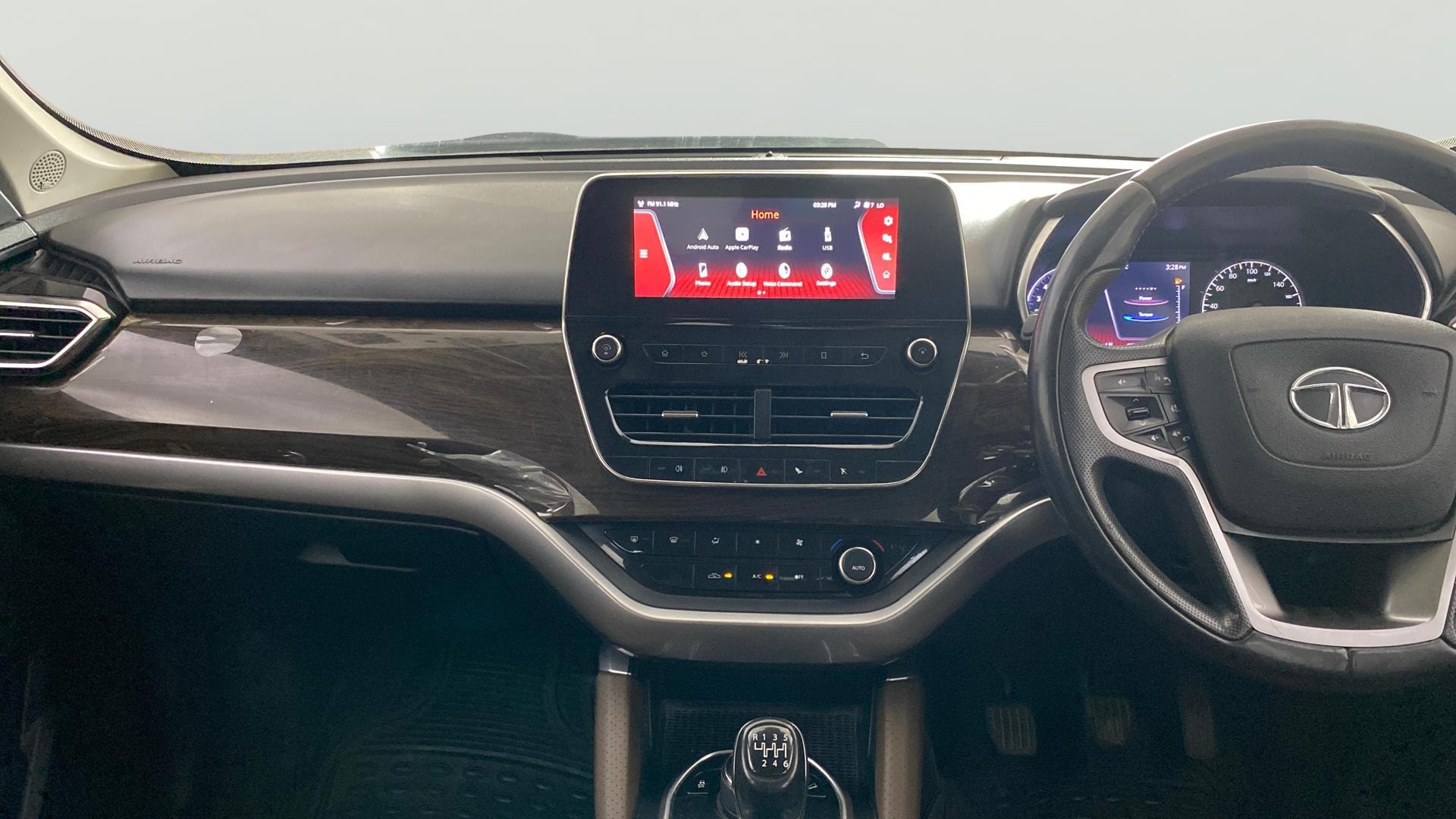 View 2019 Tata Harrier XE Image 17 Used 2019 Tata Harrier XE Image 17