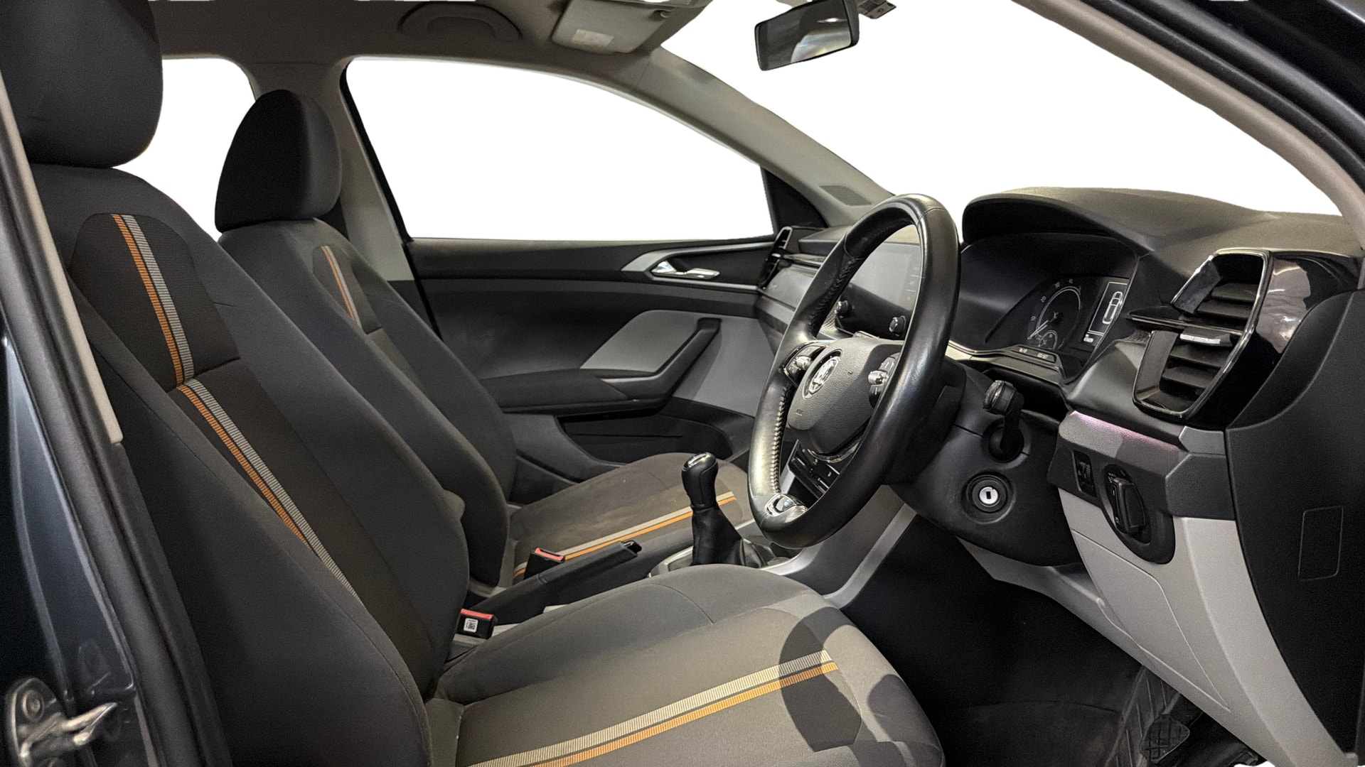 View 2022 Skoda Kushaq Ambition 1.0 TSI MT Image 27 Used 2022 Skoda Kushaq Ambition 1.0 TSI MT Image 27