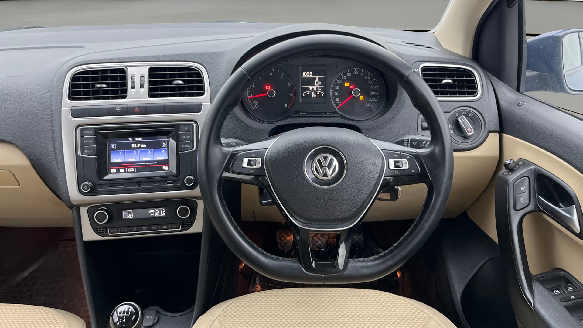 View 2017 Volkswagen Ameo 1.2L MPI Petrol Comfortline Image 20 Used 2017 Volkswagen Ameo 1.2L MPI Petrol Comfortline Image 20