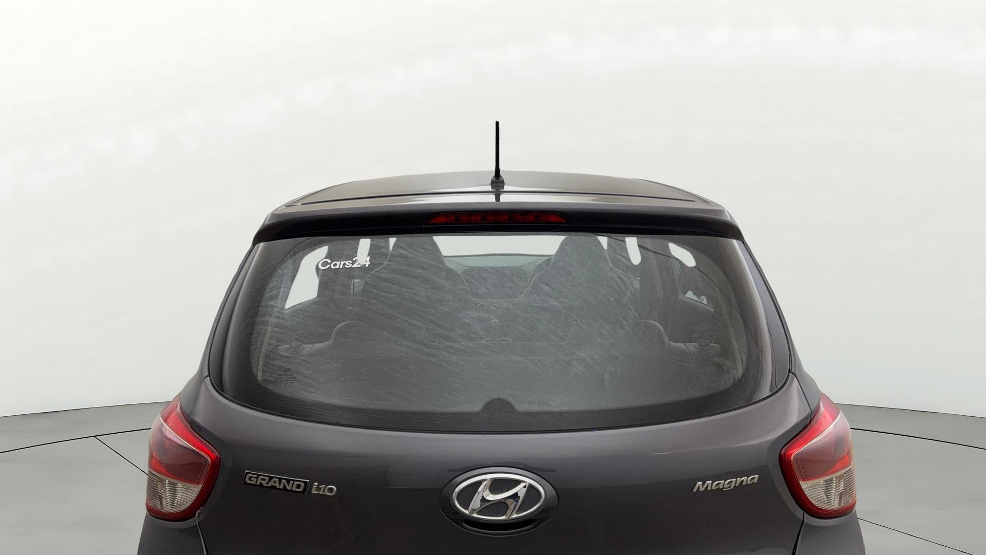 View 2015 Hyundai Grand i10 Magna 1.2 Kappa VTVT Image 4 Used 2015 Hyundai Grand i10 Magna 1.2 Kappa VTVT Image 4