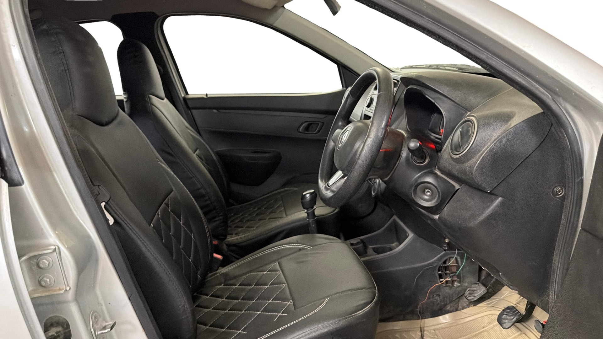 View 2019 Renault Kwid RXL 1.0 Image 25 Used 2019 Renault Kwid RXL 1.0 Image 25
