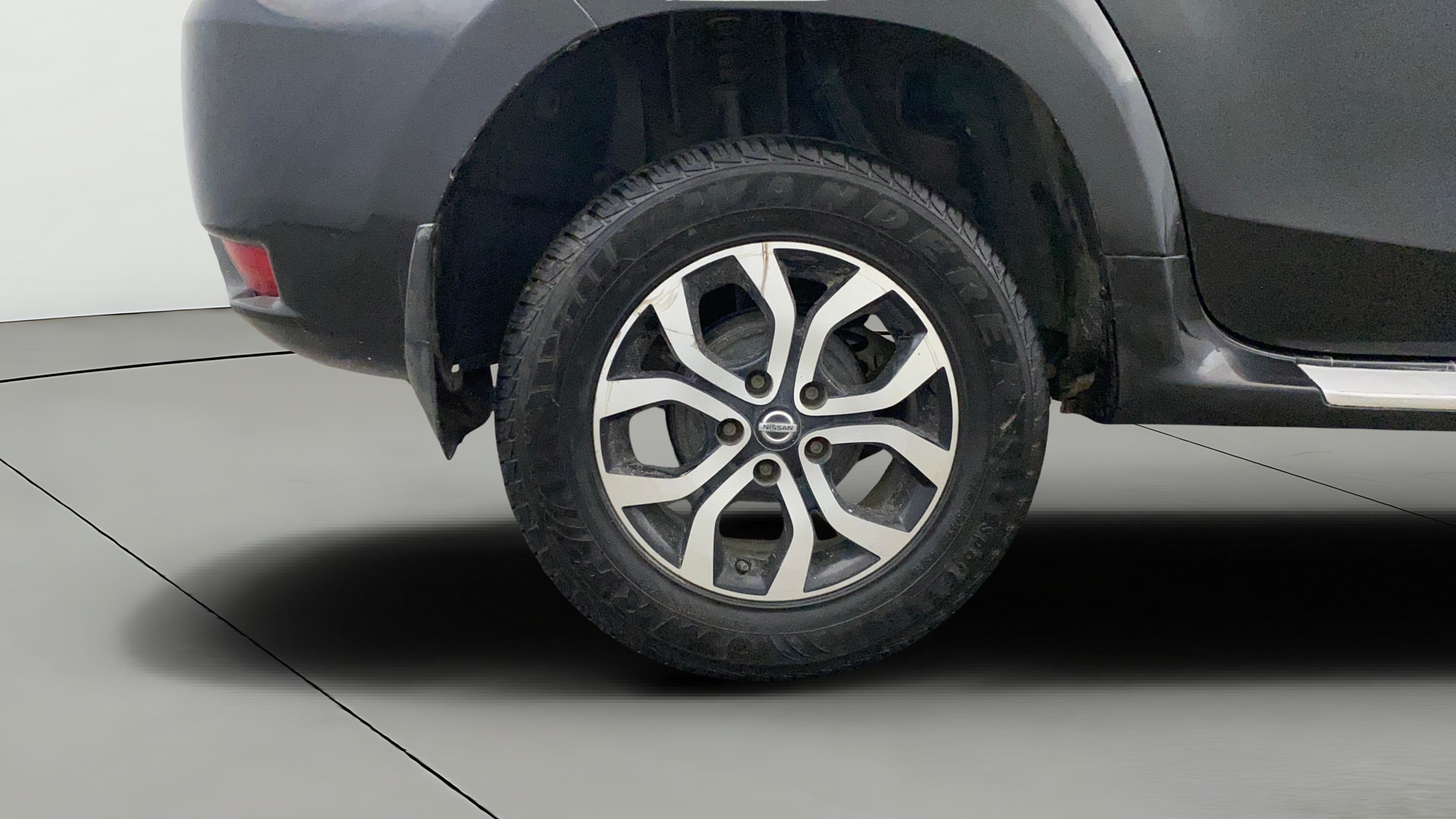 View 2018 Nissan Terrano XLD Plus 85PS Image 23 Used 2018 Nissan Terrano XLD Plus 85PS Image 23