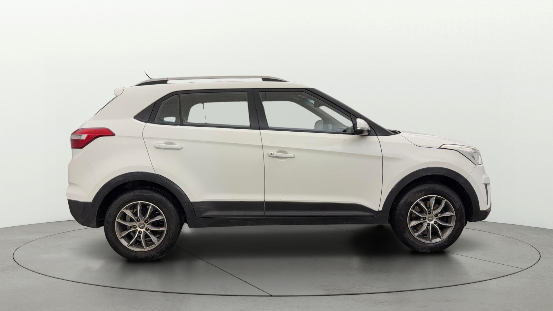 View 2017 Hyundai Creta 1.6 E Plus Petrol Image 8 Used 2017 Hyundai Creta 1.6 E Plus Petrol Image 8