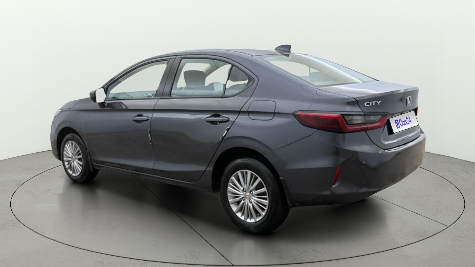 View 2022 Honda City ZX MT Diesel Anniversary Edition Image 2 Used 2022 Honda City ZX MT Diesel Anniversary Edition Image 2