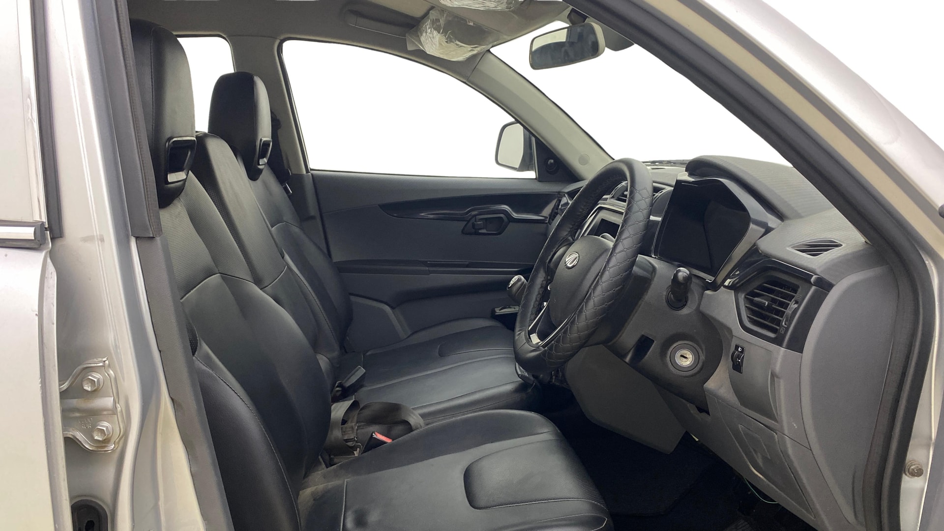 View 2018 Mahindra KUV100 K2 Petrol BS IV Image 25 Used 2018 Mahindra KUV100 K2 Petrol BS IV Image 25
