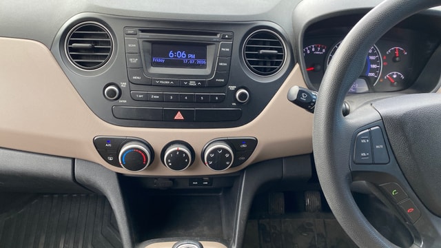 View Hyundai Grand i10 Image 17 Used Hyundai Grand i10 Image 17