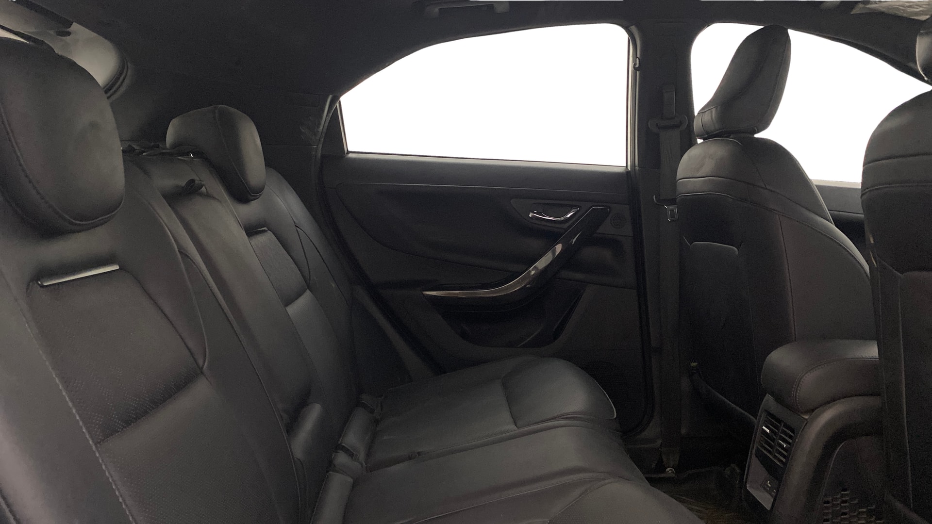 View 2024 Tata Nexon Revotron XE Image 30 Used 2024 Tata Nexon Revotron XE Image 30