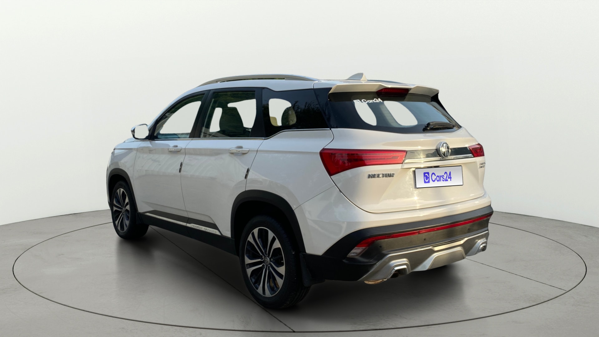 View 2021 MG Hector Sharp Petrol BS IV Image 2 Used 2021 MG Hector Sharp Petrol BS IV Image 2