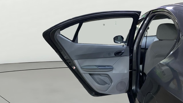 View Tata Tigor Image 14 Used Tata Tigor Image 14
