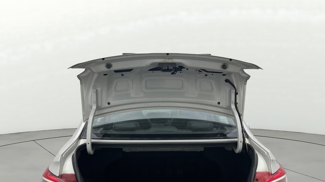 View Hyundai Xcent Image 30 Used Hyundai Xcent Image 30