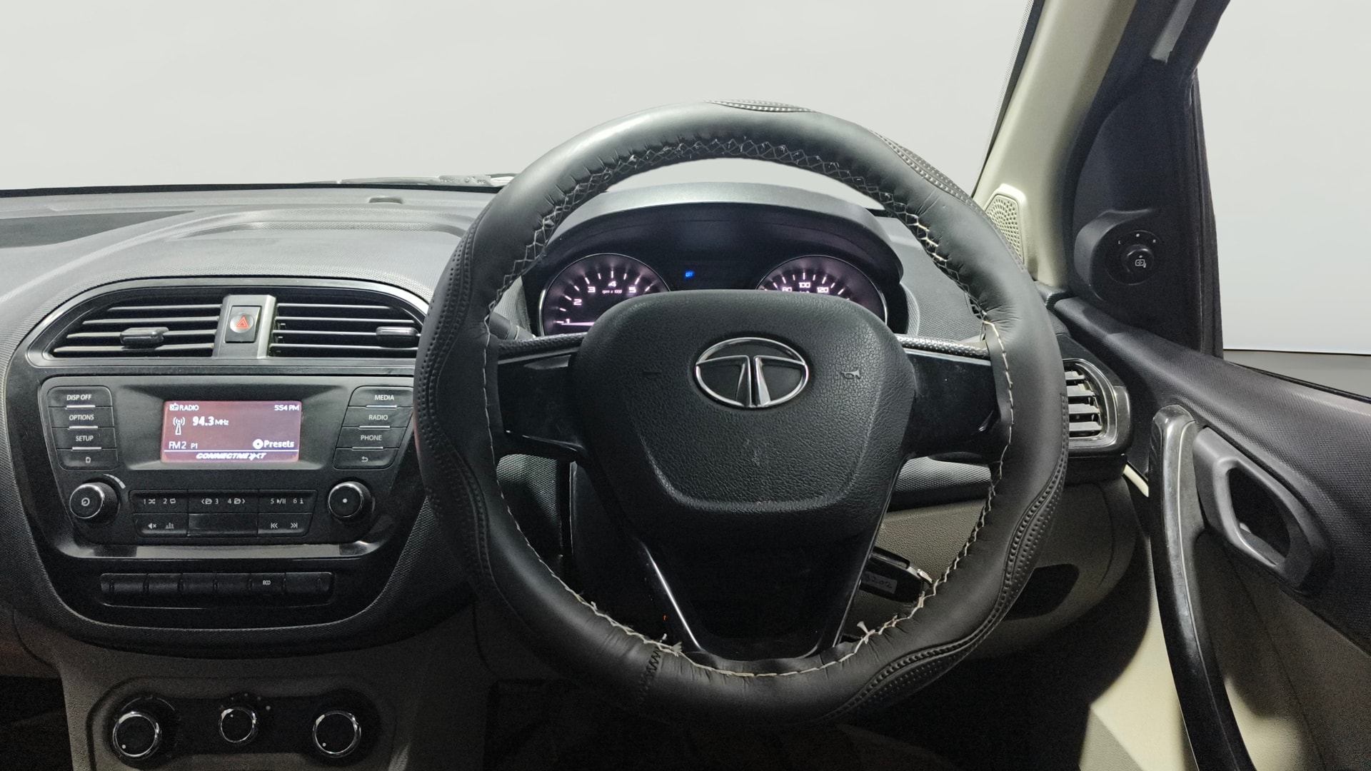 View 2019 Tata Tiago Revotorq XB Image 20 Used 2019 Tata Tiago Revotorq XB Image 20