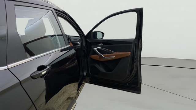 View MG Hector Plus Image 49 Used MG Hector Plus Image 49