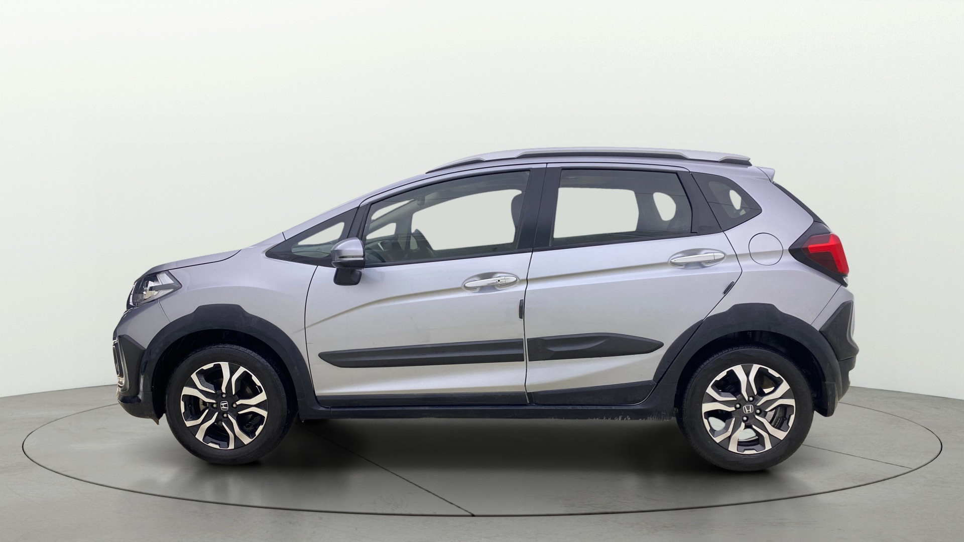 View 2022 Honda WR-V S MT Diesel Edge Edition Image 27 Used 2022 Honda WR-V S MT Diesel Edge Edition Image 27