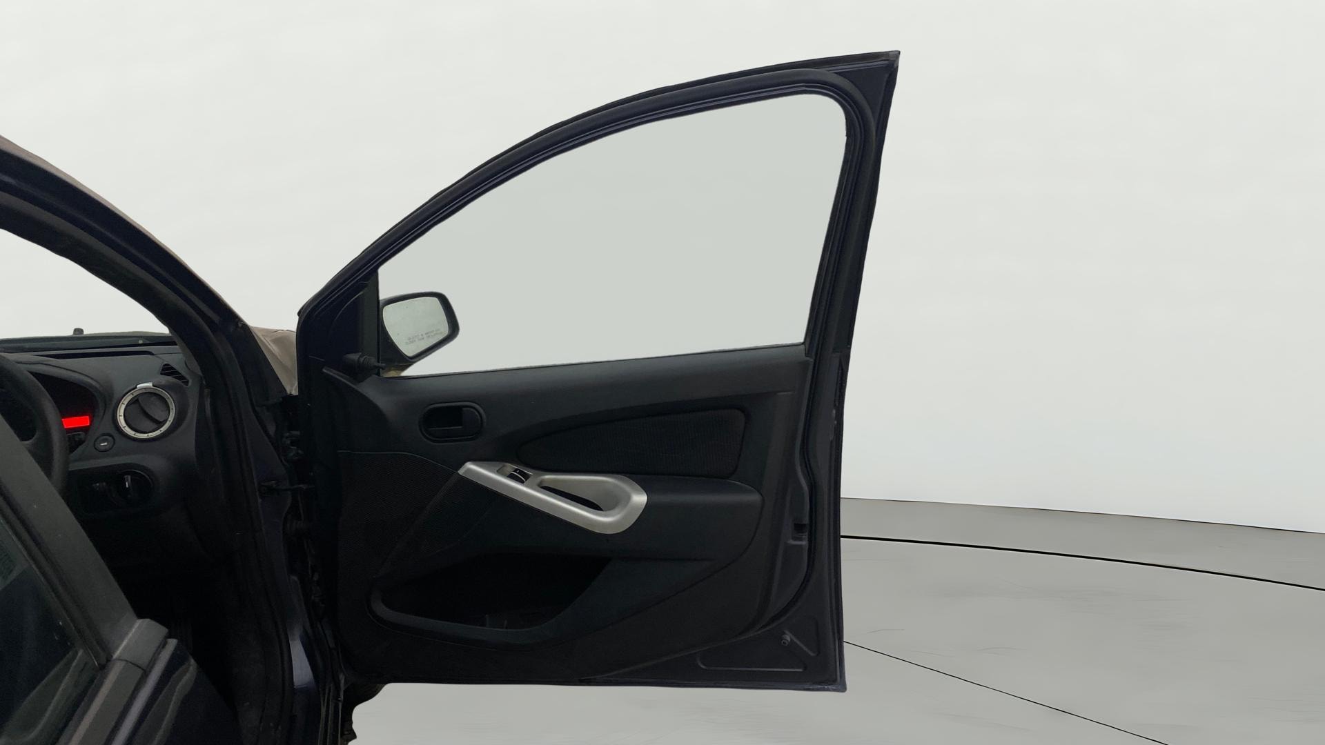 View 2014 Ford Figo 1.2P Ambiente MT BS IV Image 43 Used 2014 Ford Figo 1.2P Ambiente MT BS IV Image 43