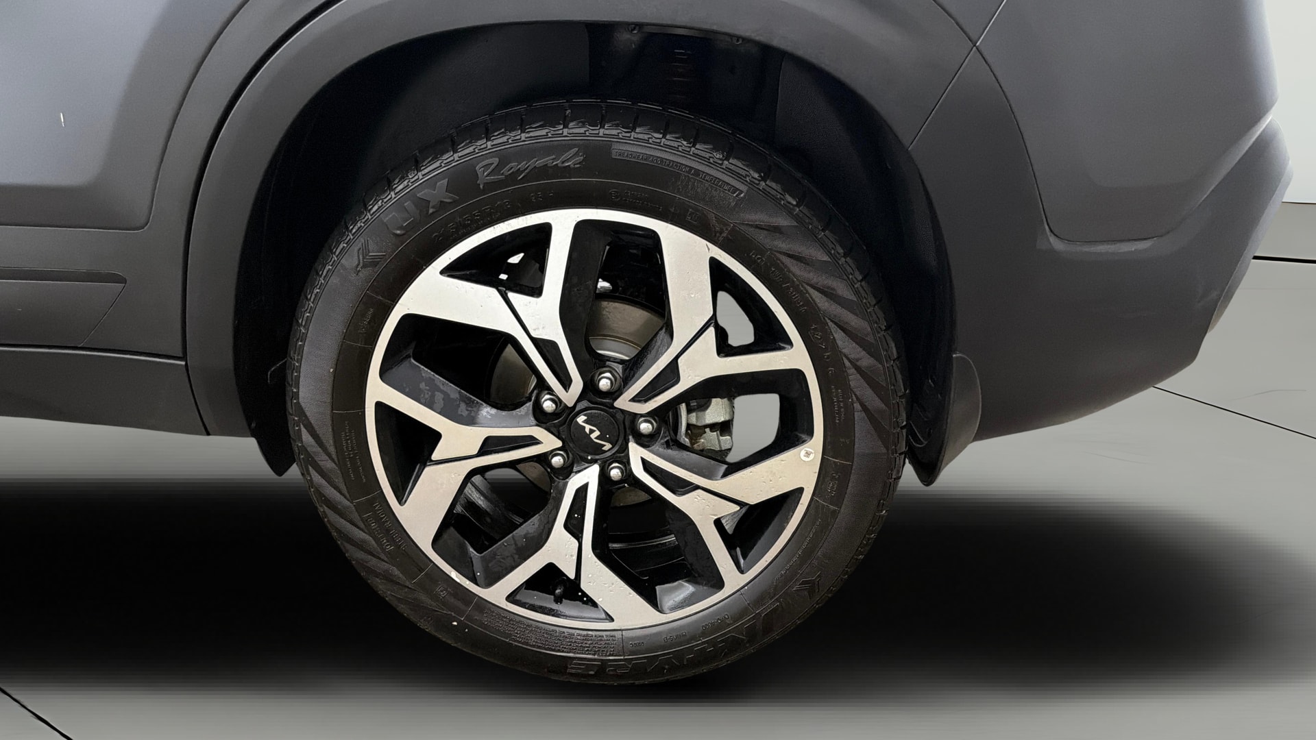 View 2025 Kia Seltos D1.5 CRDI VGT 6AT X Line (S) Image 8 Used 2025 Kia Seltos D1.5 CRDI VGT 6AT X Line (S) Image 8