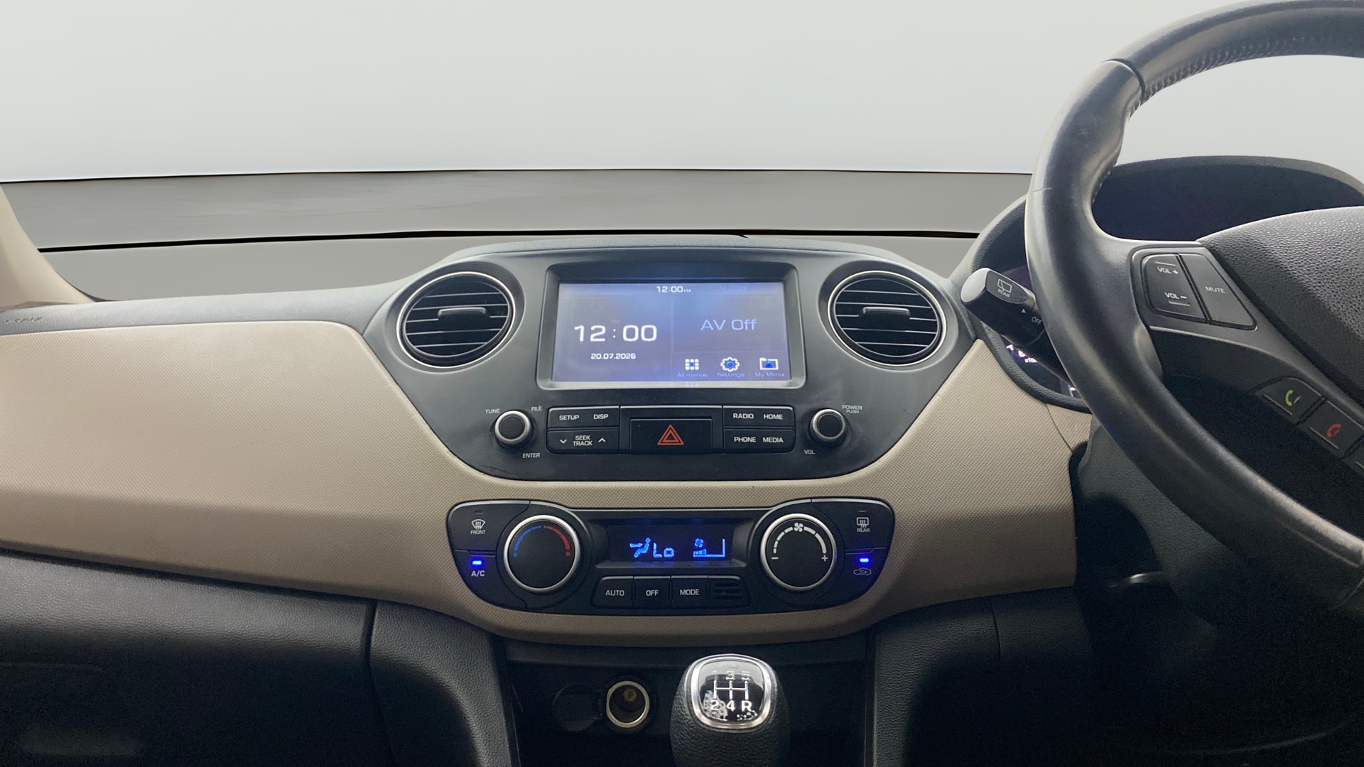 View 2018 Hyundai Grand i10 1.2 Asta Petrol Image 17 Used 2018 Hyundai Grand i10 1.2 Asta Petrol Image 17