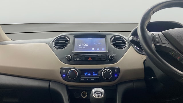 View Hyundai Grand i10 Image 17 Used Hyundai Grand i10 Image 17