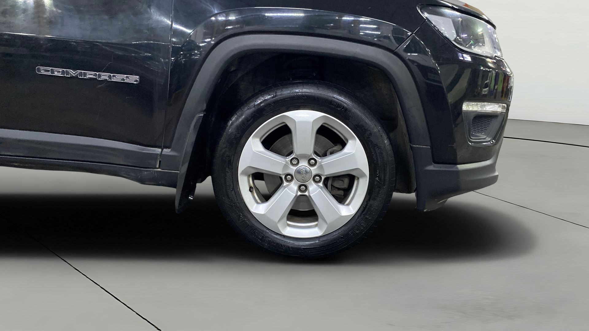View 2020 Jeep Compass Longitude (O) 2.0 Diesel MT Image 41 Used 2020 Jeep Compass Longitude (O) 2.0 Diesel MT Image 41