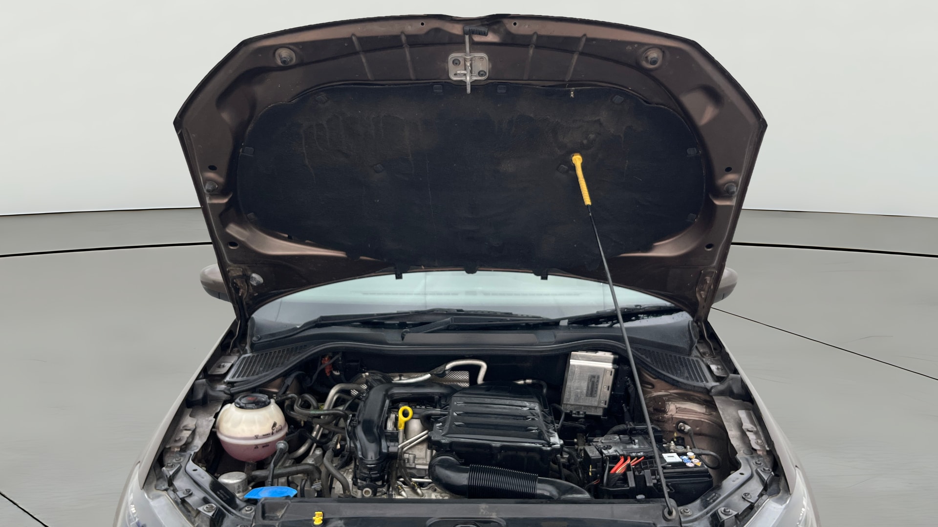 View 2021 Volkswagen Vento 1.2 L TSI Comfortline Petrol AT Image 33 Used 2021 Volkswagen Vento 1.2 L TSI Comfortline Petrol AT Image 33