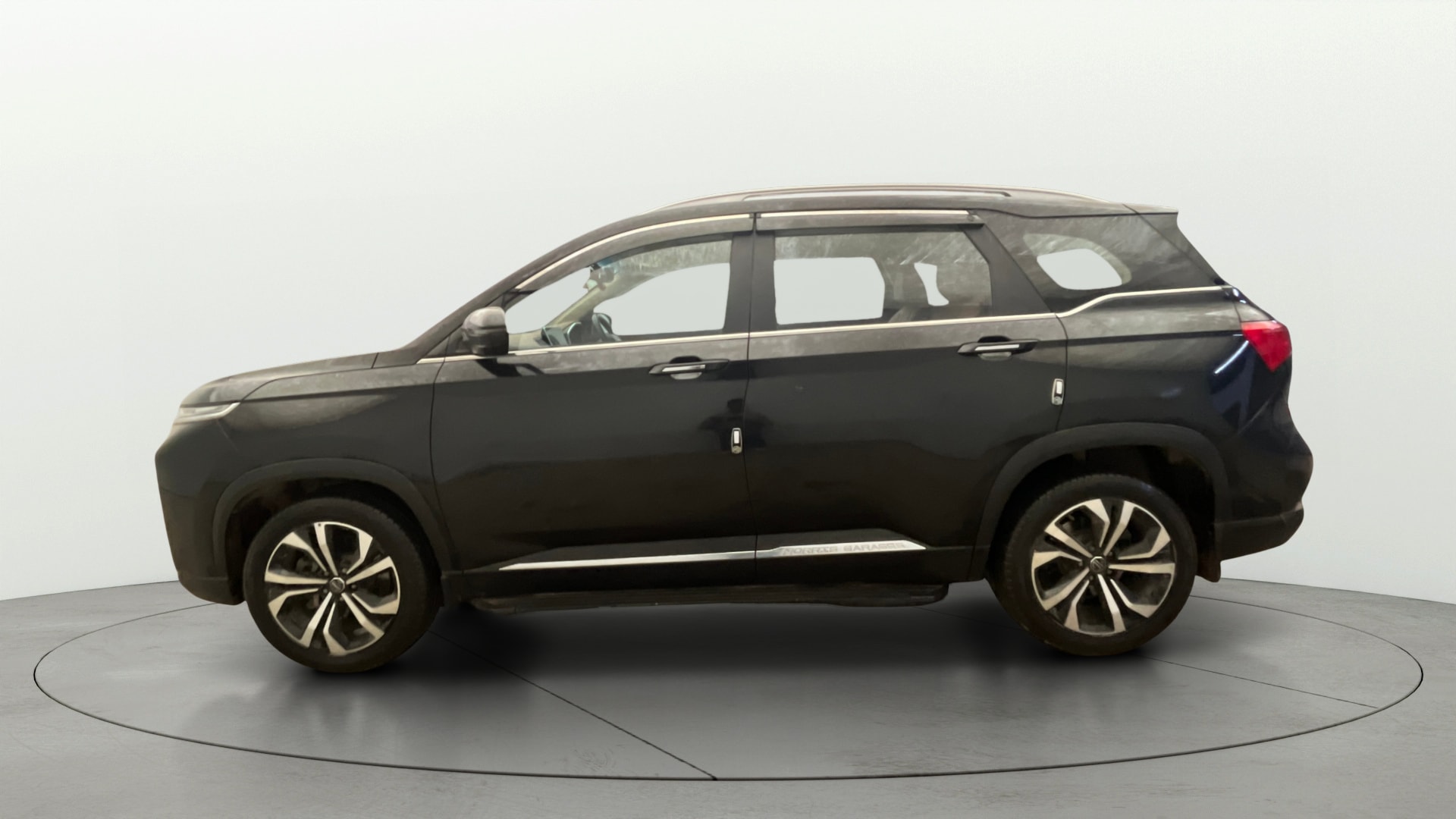 View 2024 MG Hector Plus Sharp Pro 6 Seater CVT Petrol Image 28 Used 2024 MG Hector Plus Sharp Pro 6 Seater CVT Petrol Image 28