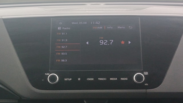 View Kia Carens Image 33 Used Kia Carens Image 33
