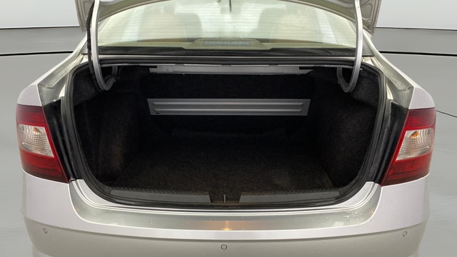 View Skoda Rapid Image 36 Used Skoda Rapid Image 36