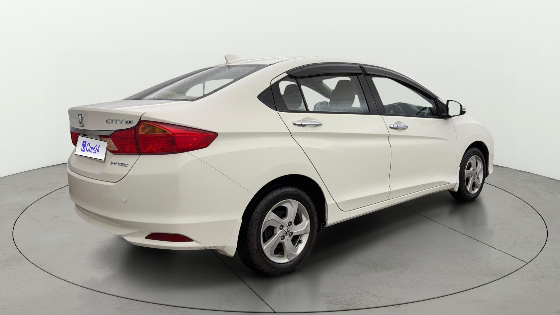View 2017 Honda City ZX MT Diesel Anniversary Edition Image 46 Used 2017 Honda City ZX MT Diesel Anniversary Edition Image 46
