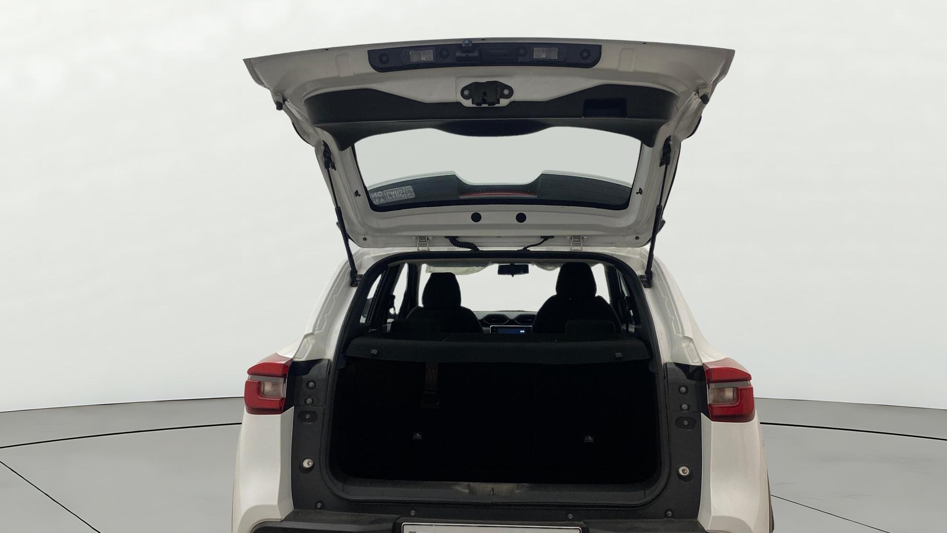 View 2022 Nissan Magnite Turbo XV Premium CVT Image 32 Used 2022 Nissan Magnite Turbo XV Premium CVT Image 32