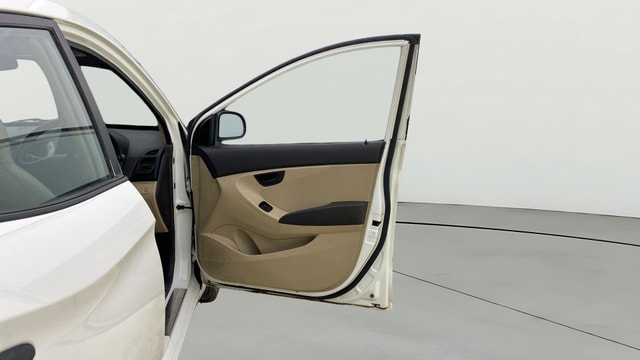 View Hyundai EON Image 43 Used Hyundai EON Image 43