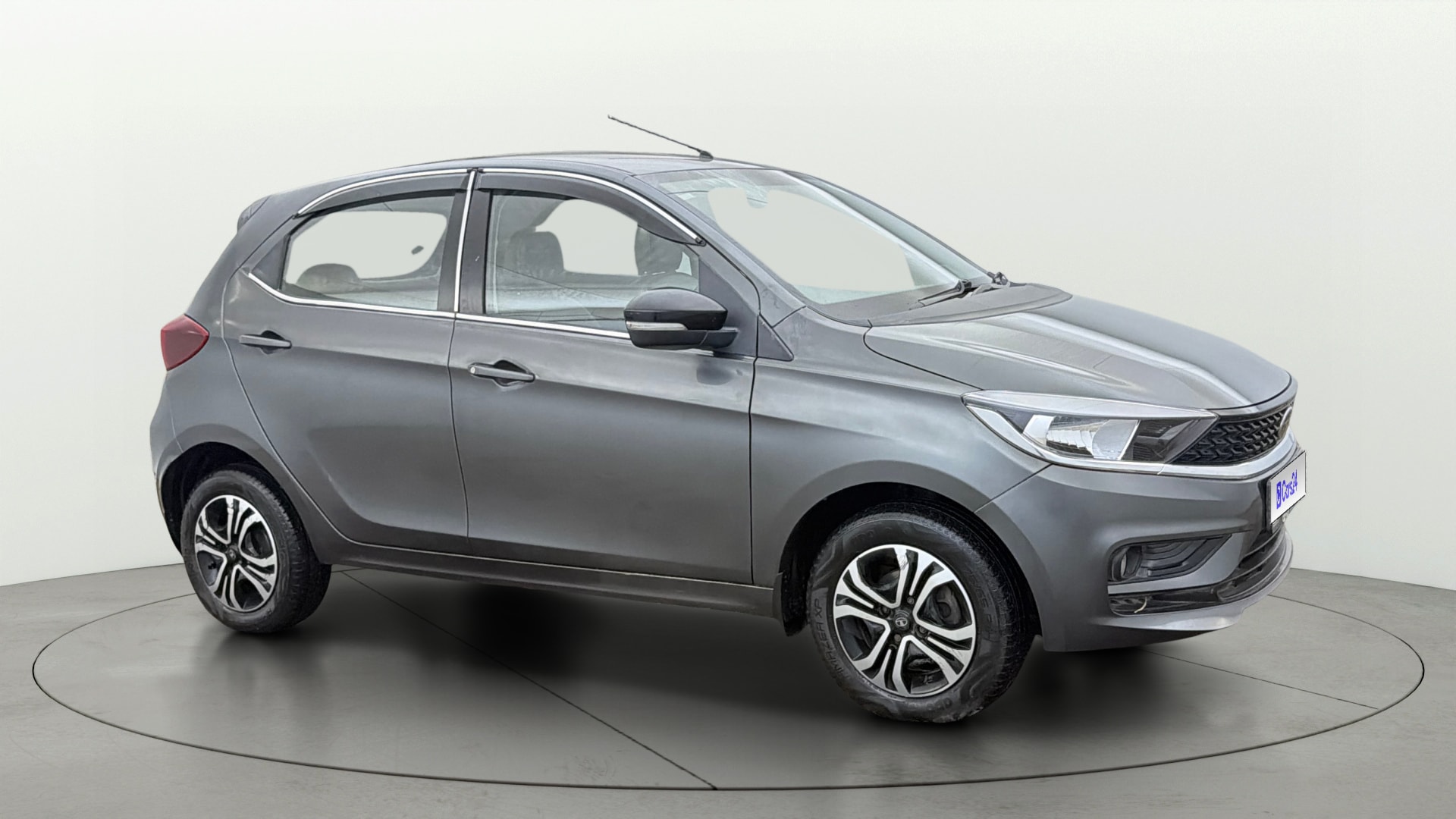 View 2024 Tata Tiago Revotorq XB Image 21 Used 2024 Tata Tiago Revotorq XB Image 21