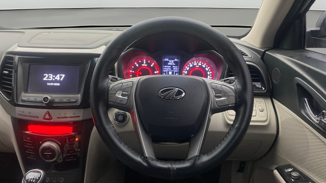 View Mahindra XUV300 Image 13 Used Mahindra XUV300 Image 13