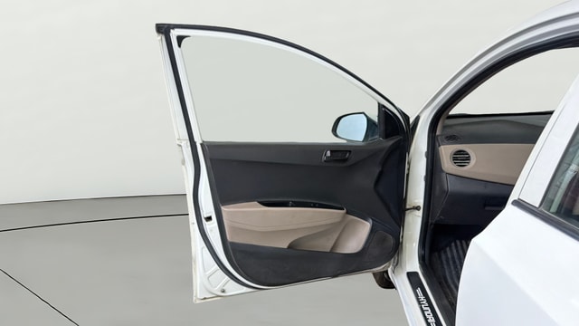 View Hyundai Grand i10 Image 31 Used Hyundai Grand i10 Image 31