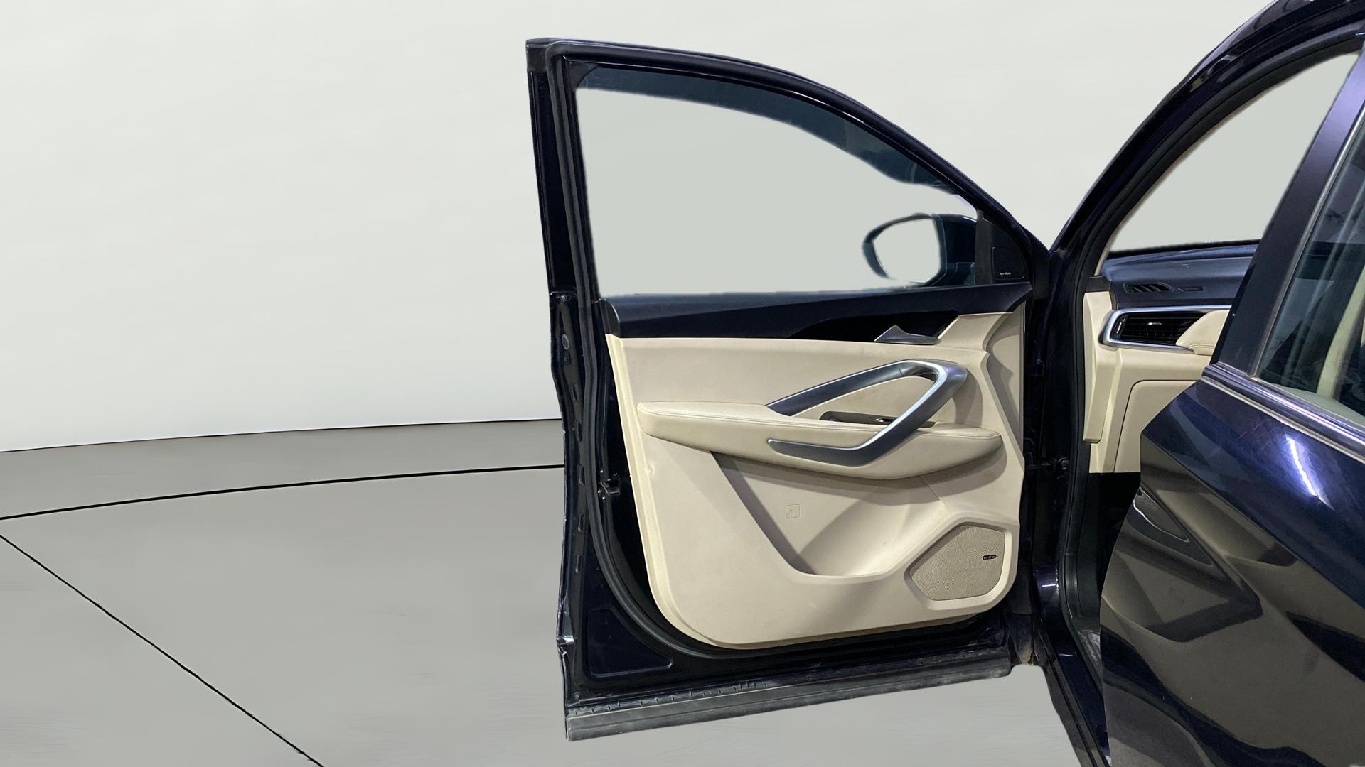View 2022 MG Hector Sharp CVT Petrol Image 39 Used 2022 MG Hector Sharp CVT Petrol Image 39