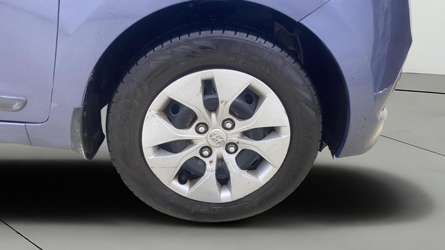 View Hyundai Xcent Image 40 Used Hyundai Xcent Image 40