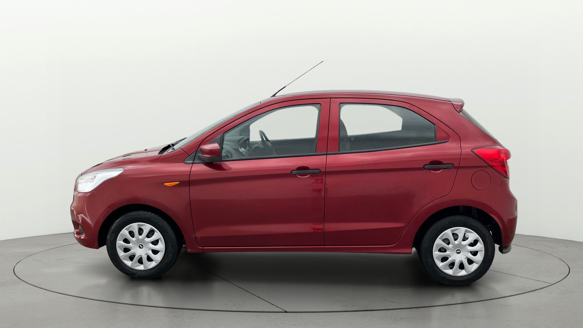 View 2016 Ford Figo Aspire 1.2P Ambiente MT BS IV Image 5 Used 2016 Ford Figo Aspire 1.2P Ambiente MT BS IV Image 5