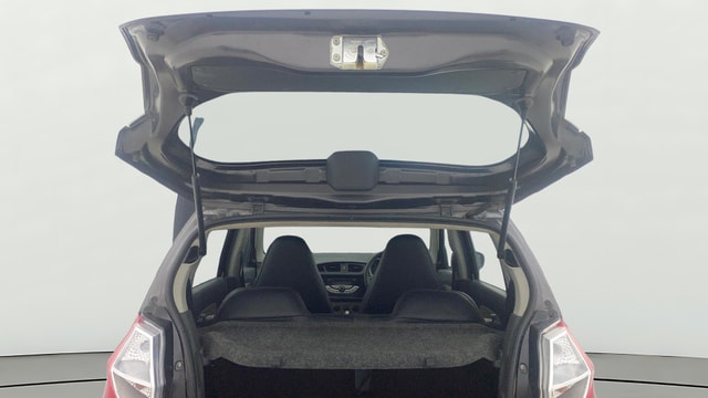 View Maruti Suzuki Alto K10 Image 16 Used Maruti Suzuki Alto K10 Image 16