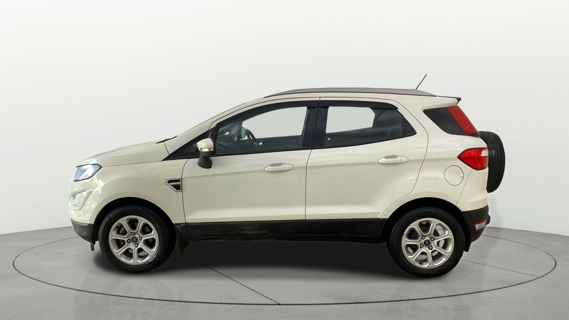 View 2020 Ford EcoSport 1.5 TDCi Diesel Ambiente BS IV Image 5 Used 2020 Ford EcoSport 1.5 TDCi Diesel Ambiente BS IV Image 5