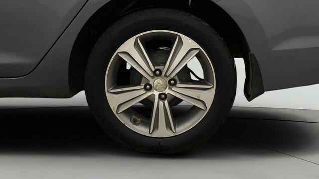 View Hyundai Verna Image 12 Used Hyundai Verna Image 12