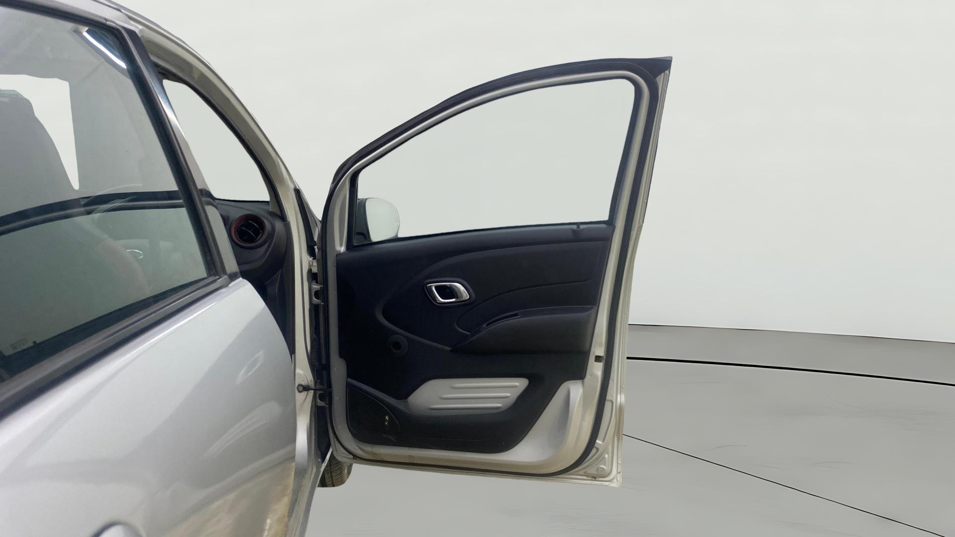 View 2019 Datsun Redi GO T(O) 1.0L- Limited Edition Image 43 Used 2019 Datsun Redi GO T(O) 1.0L- Limited Edition Image 43
