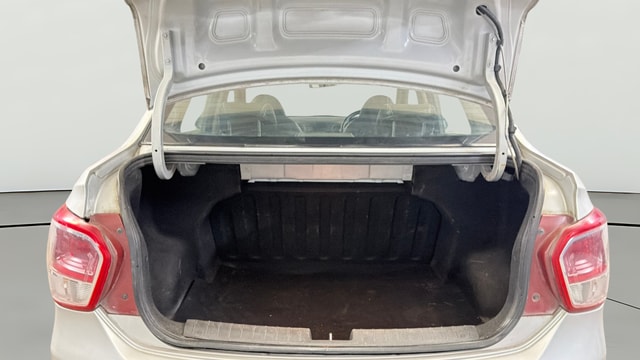 View Hyundai Xcent Image 36 Used Hyundai Xcent Image 36