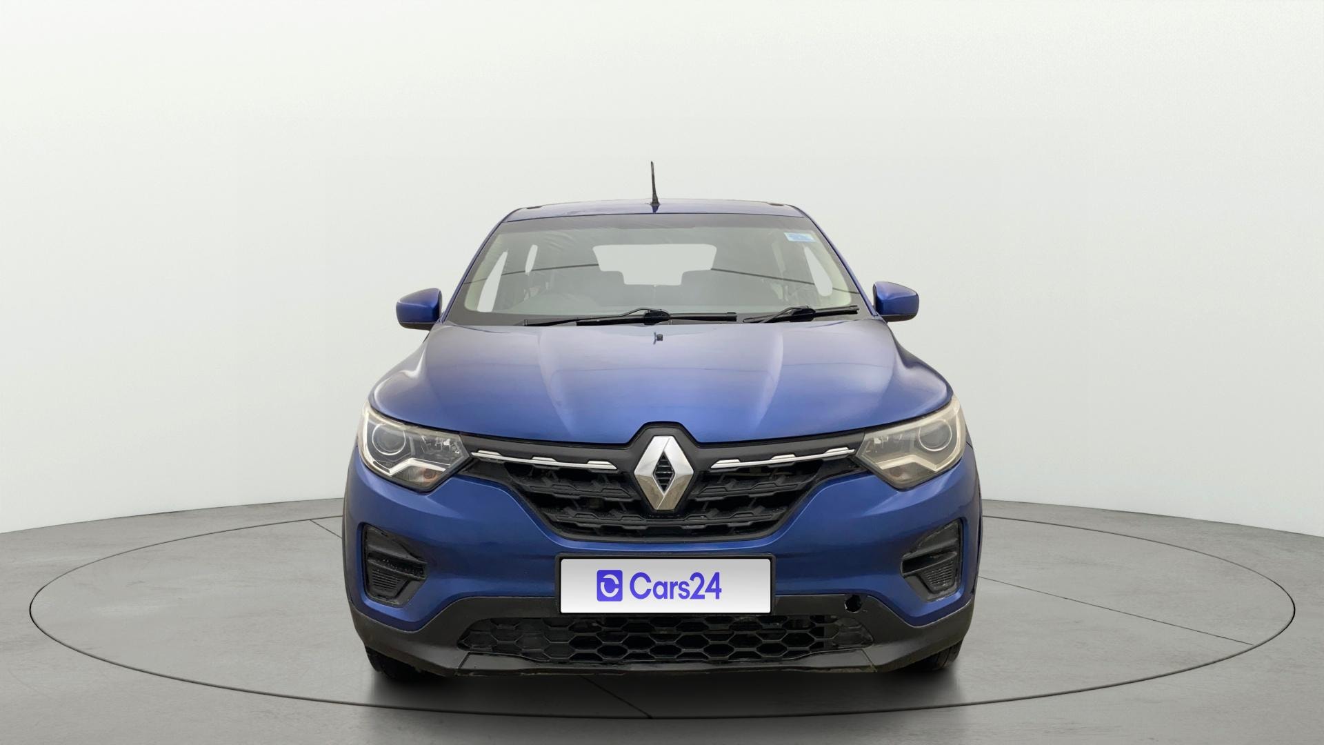 View 2019 Renault Triber RXE Image 1 Used 2019 Renault Triber RXE Image 1