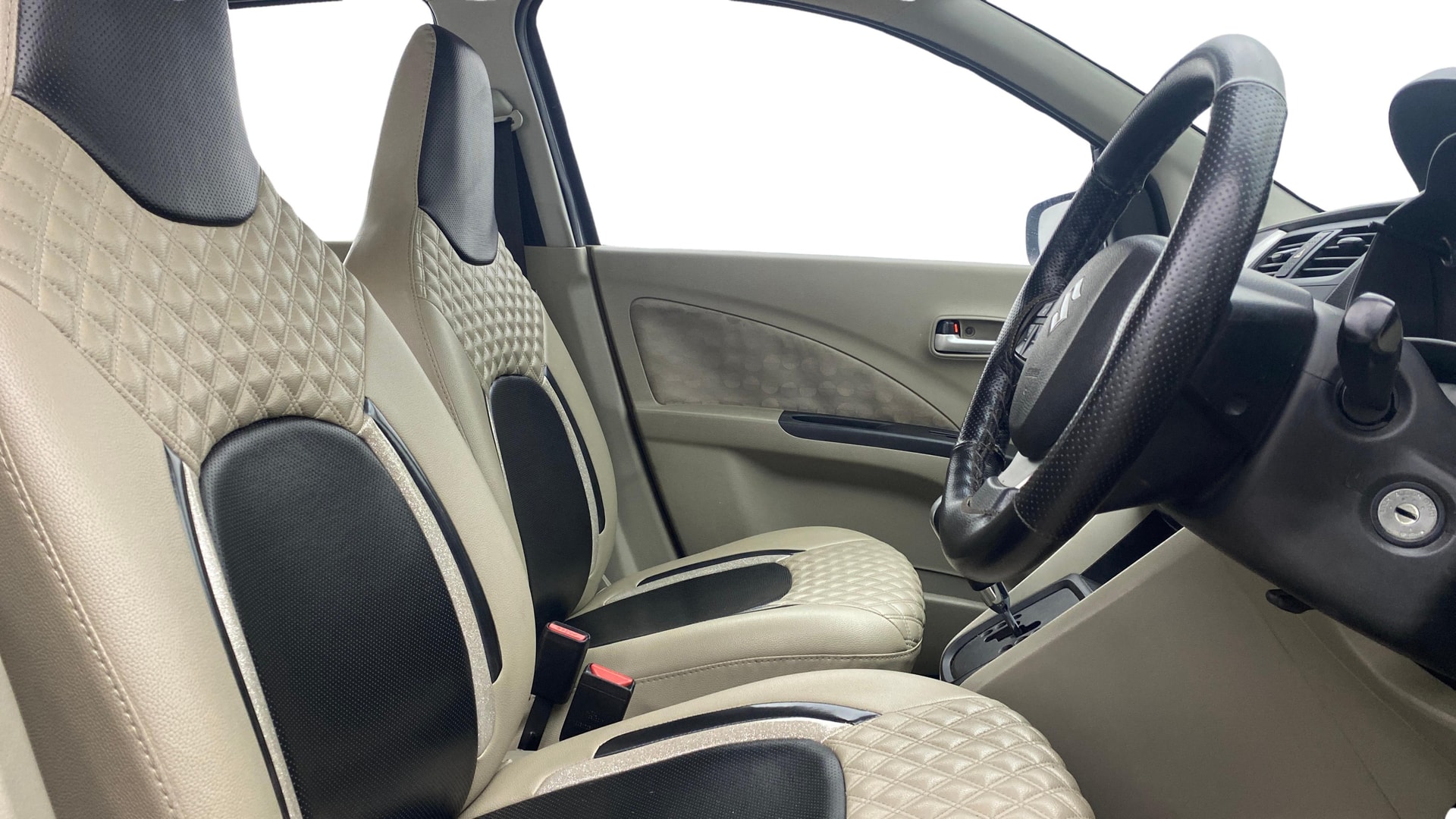 View 2017 Maruti Suzuki 1000 Base Variant Image 25 Used 2017 Maruti Suzuki 1000 Base Variant Image 25