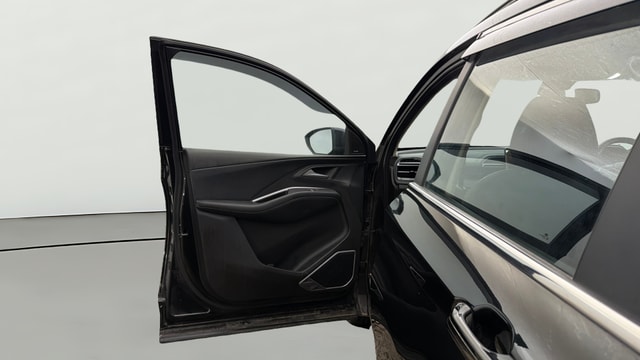 View MG Hector Plus Image 33 Used MG Hector Plus Image 33